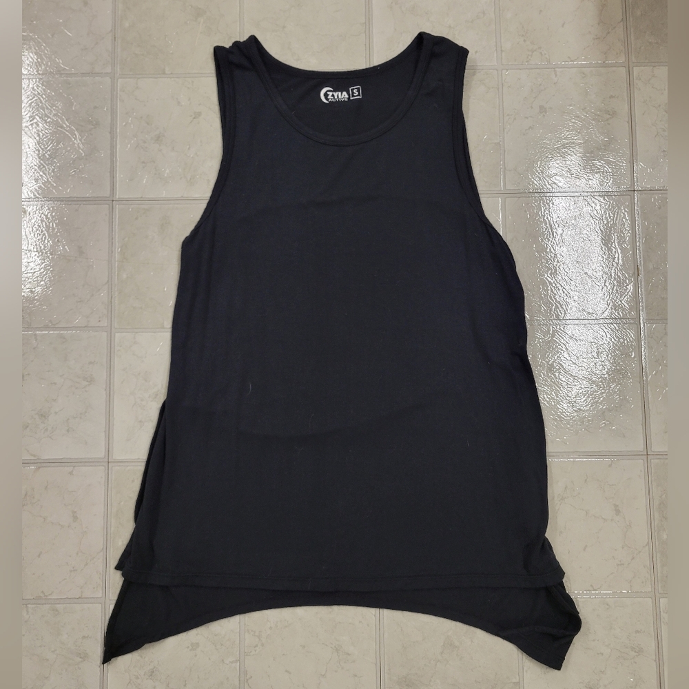 Zyia Active Black Long Finesse Slit Tank Size Small